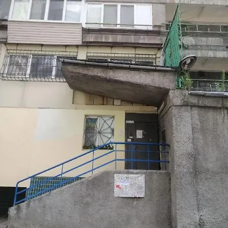 Квартира По Улице Большая Васильковская, 129 Kyiv Exterior photo