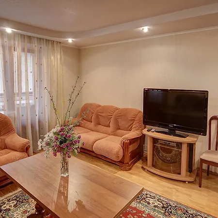 Квартира По Улице Большая Васильковская, 129 Kyiv Exterior photo