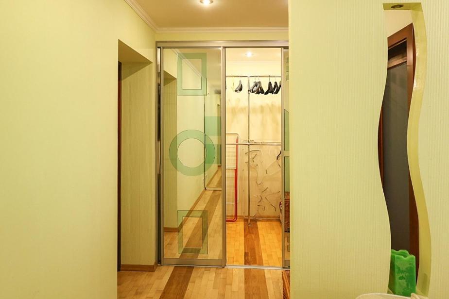 по улице большая васильковская, 129 Apartment