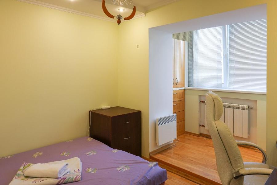 по улице большая васильковская, 129 Apartment Kyiv