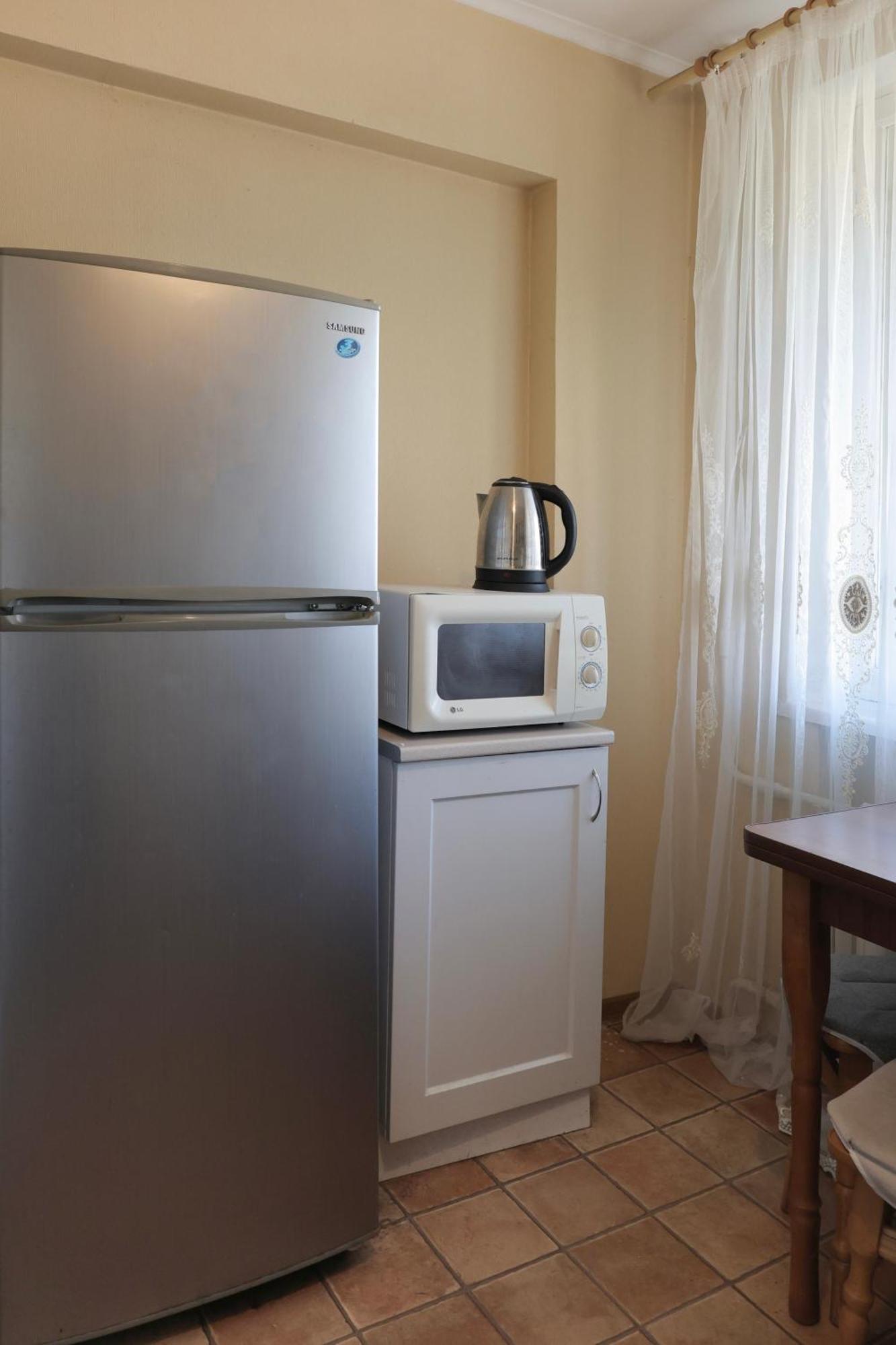 по улице большая васильковская, 129 Apartment