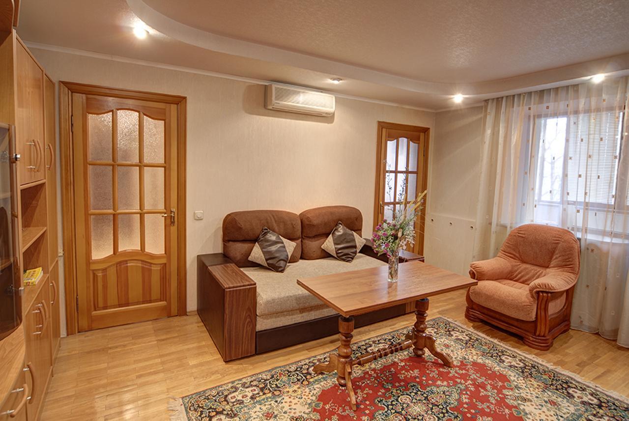 по улице большая васильковская, 129 Apartment Kyiv