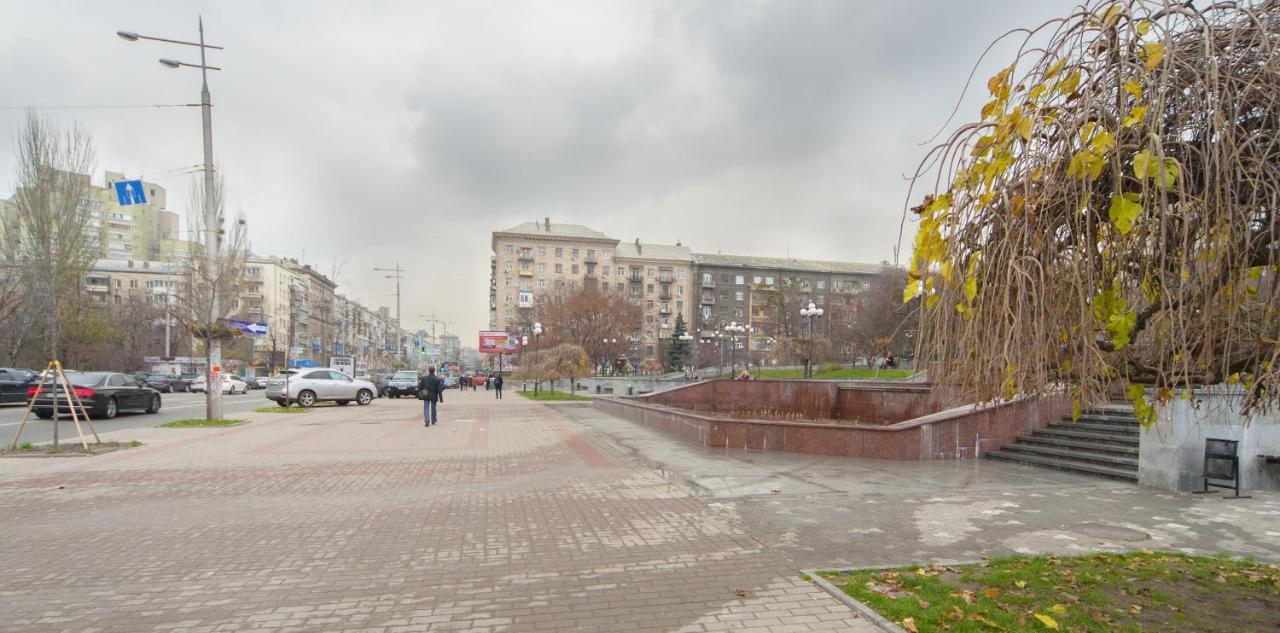 Apartment по улице большая васильковская, 129